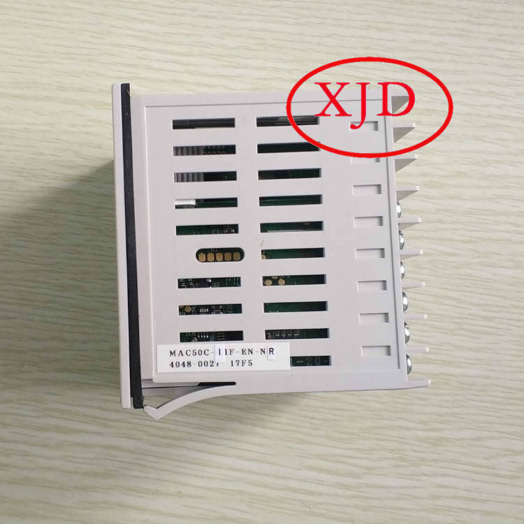 MAC50C (7).jpg MAC50C (7).jpg